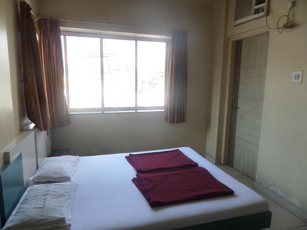 ناسيك Hotel Sai Ratna المظهر الخارجي الصورة